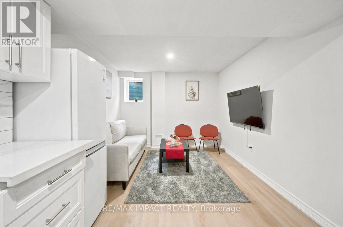 1318 Apollo Street, Oshawa, Ontario L1K 3E6 - Photo 25 - E13811432