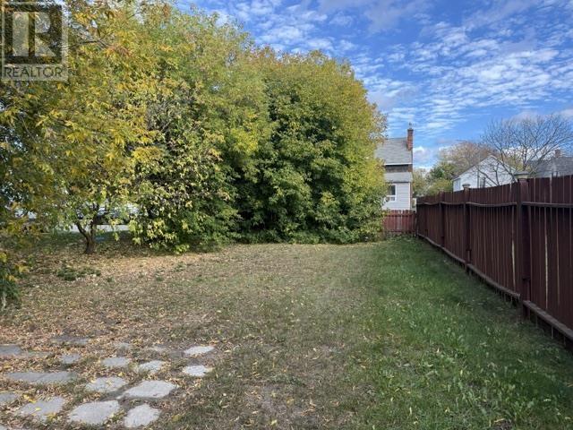 166 Hudson St, Sault Ste. Marie, Ontario  P6A 1T4 - Photo 6 - SM262759