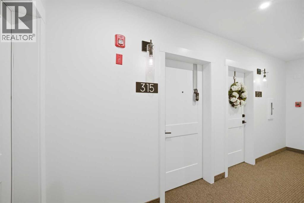 315, 10 Sage Hill  NW