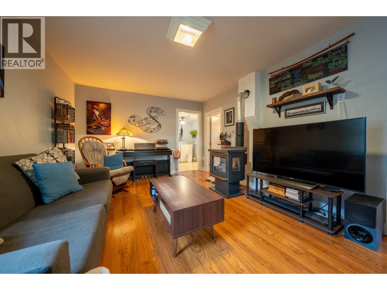 3190 Hall Frontage Road