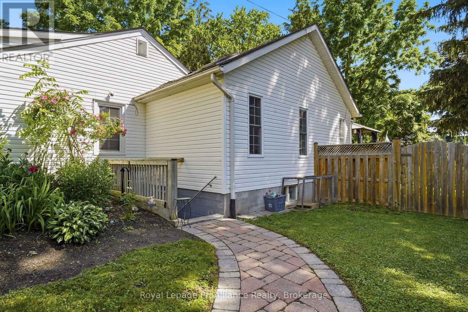59 Palmer Road, Belleville, Ontario  K8P 4C7 - Photo 4 - X14028748