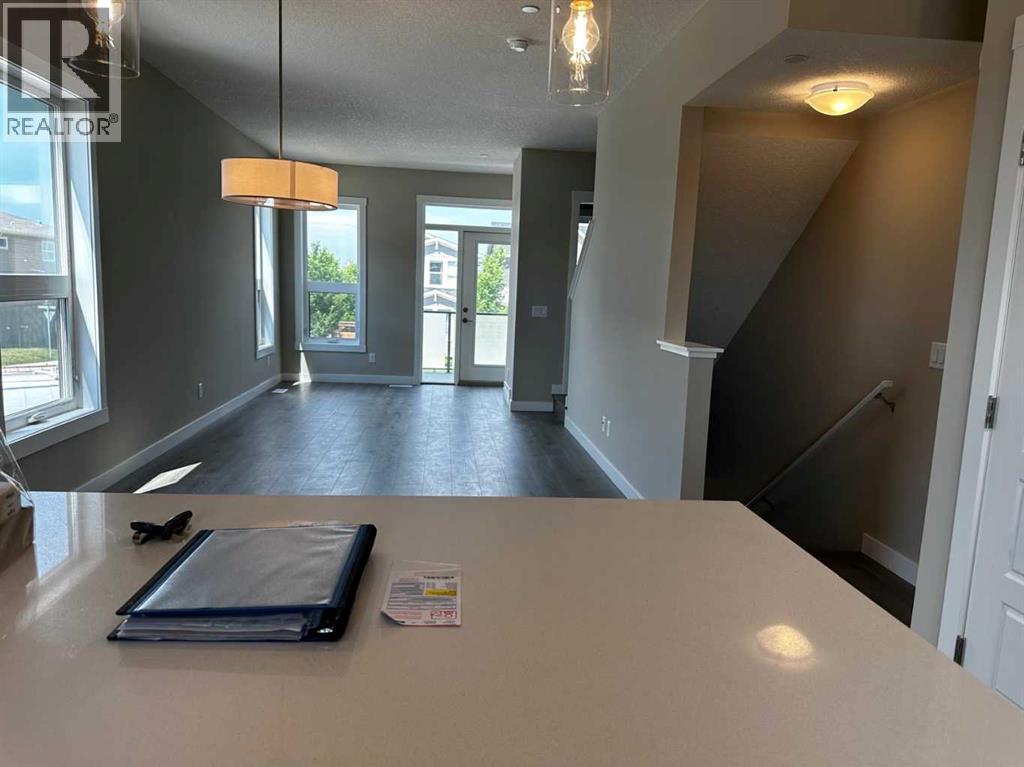 102 Livingston Common Ne, Calgary, Alberta  T3P 1K1 - Photo 6 - A2344717