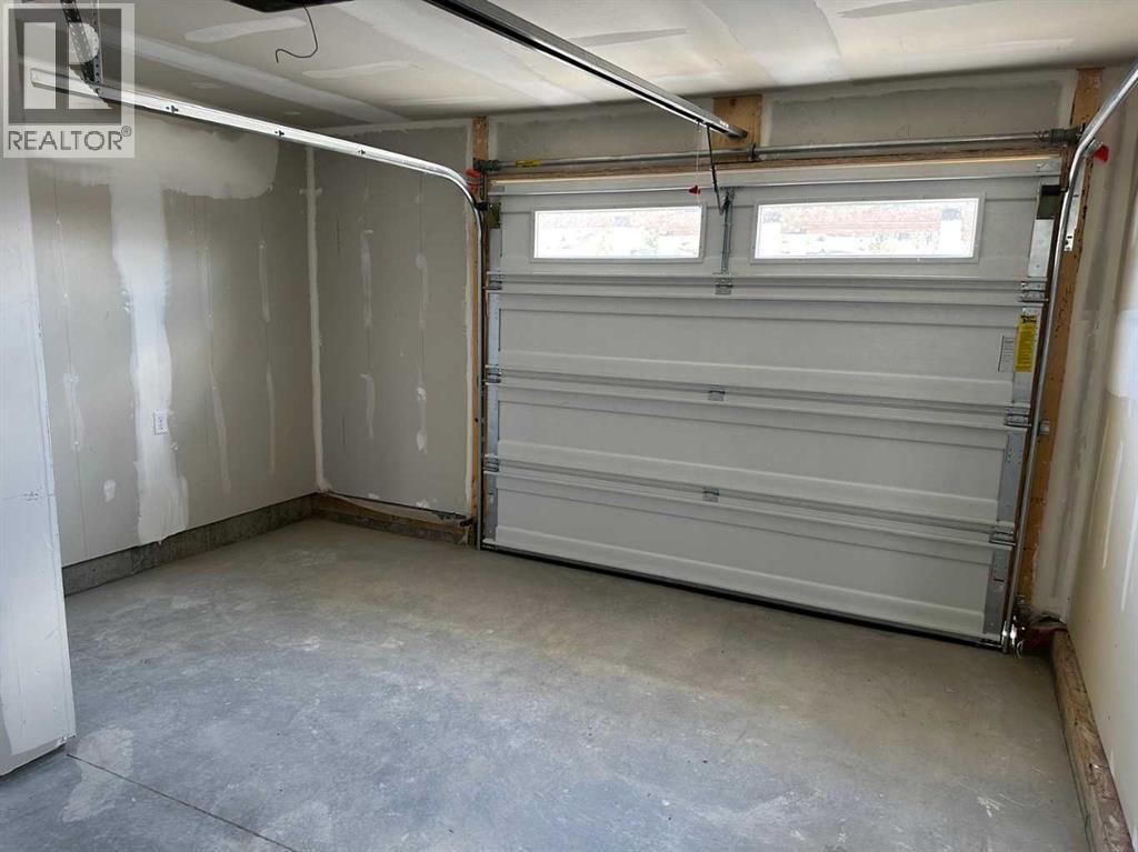102 Livingston Common Ne, Calgary, Alberta  T3P 1K1 - Photo 17 - A2344717