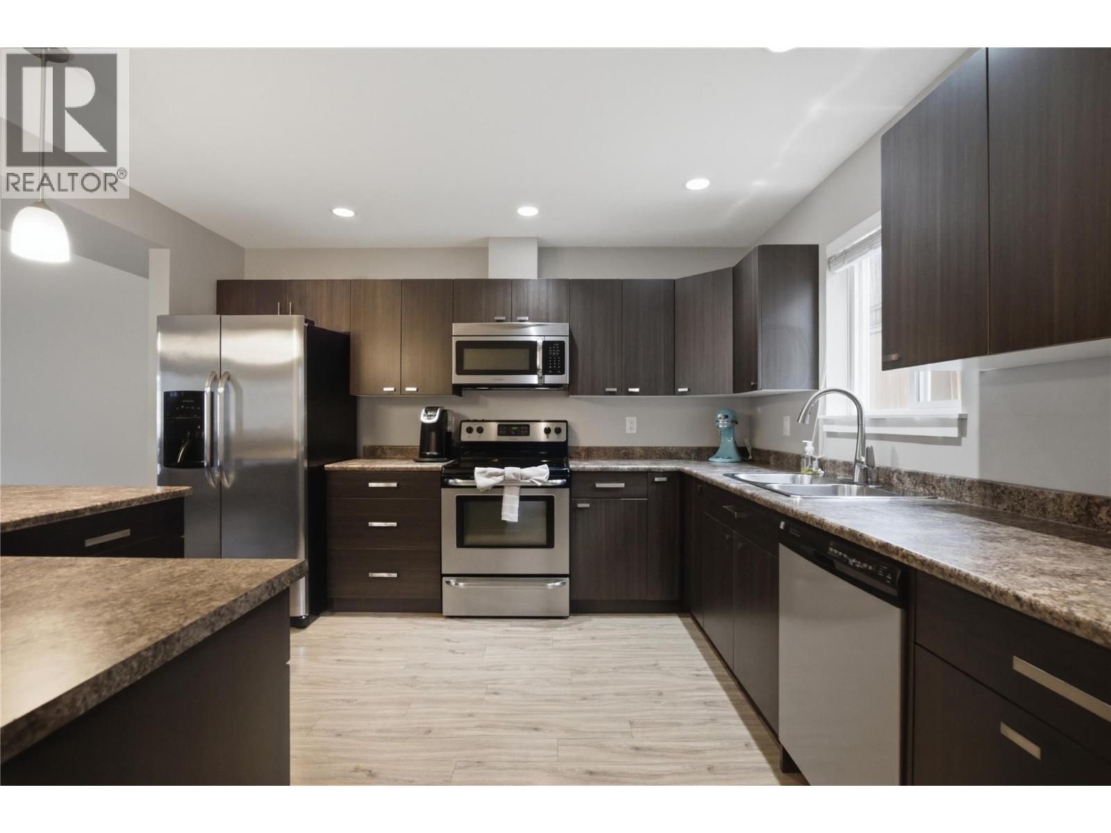 1711 Copperhead Drive Unit# 6, Kamloops, British Columbia  V1S 0C2 - Photo 11 - 10403026