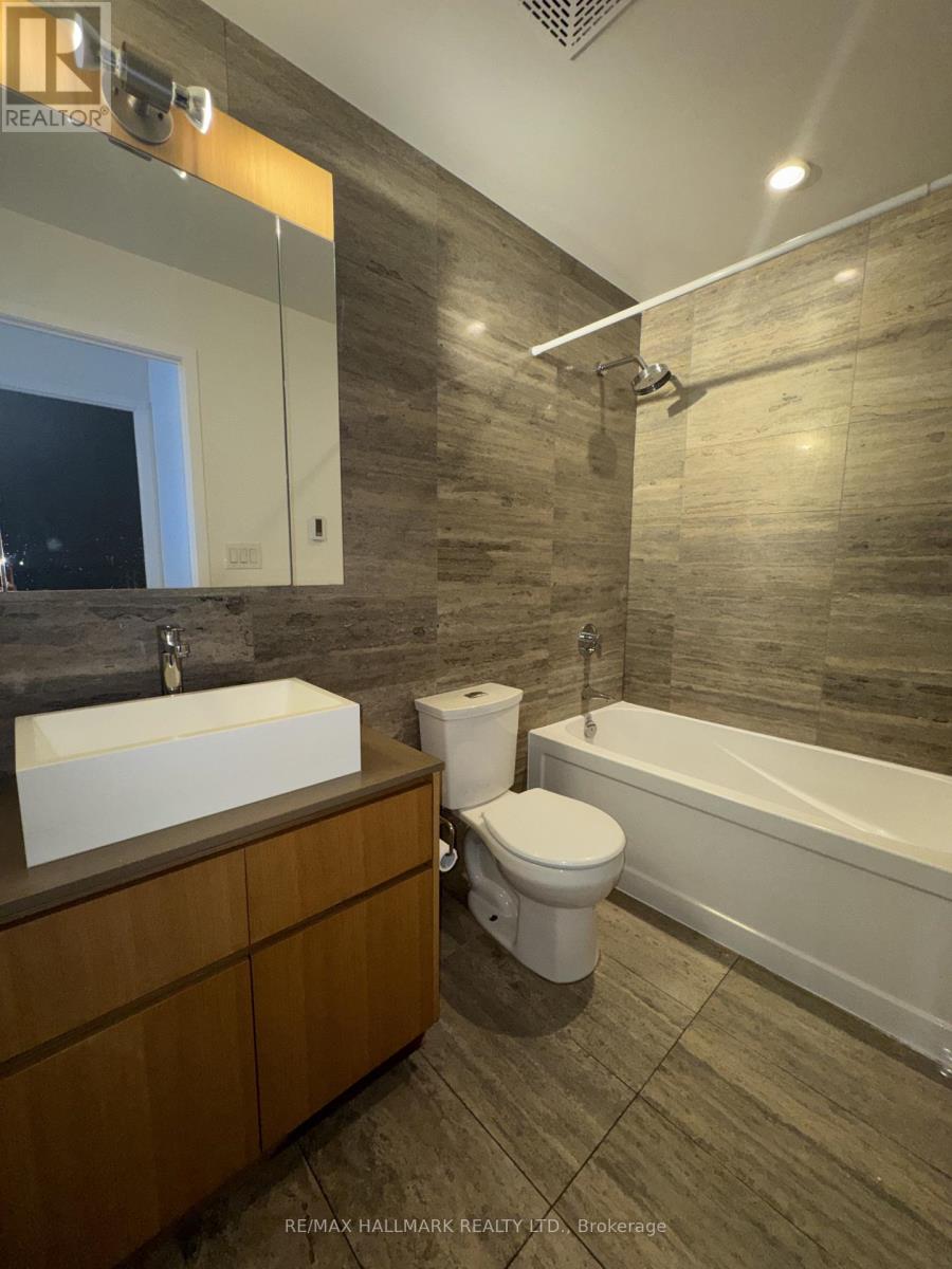 G19 - 33 Iceboat Terrace, Toronto, Ontario  M5A 4A5 - Photo 7 - C14028728