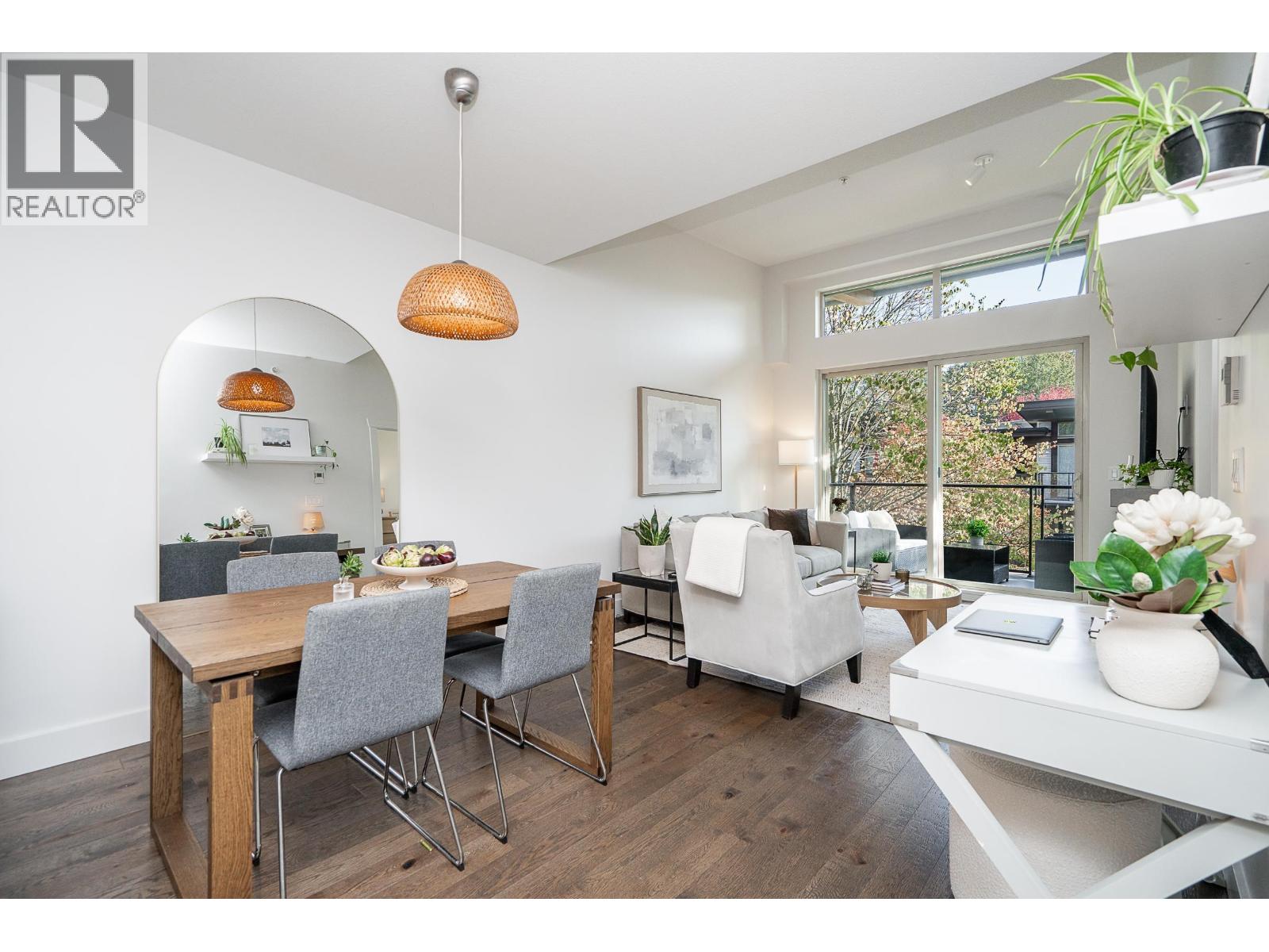 418 7478 BYRNEPARK WALK
