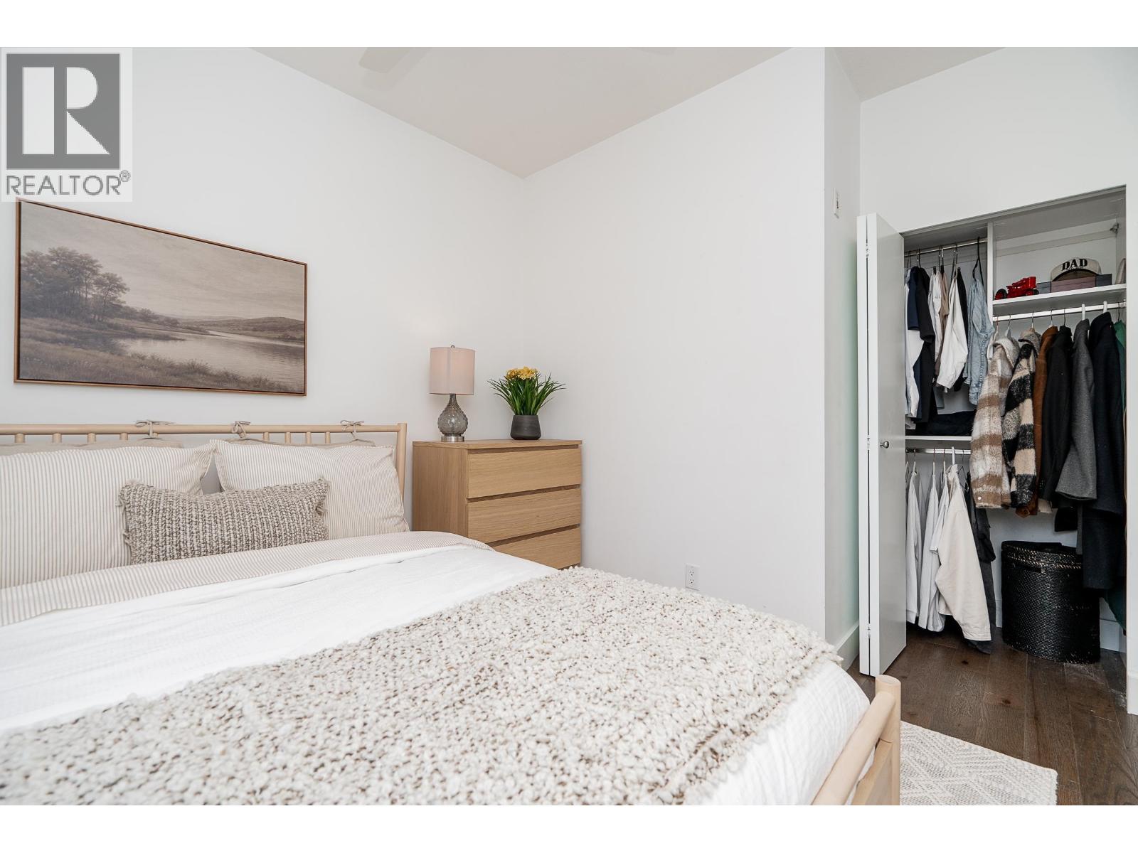 418 7478 BYRNEPARK WALK