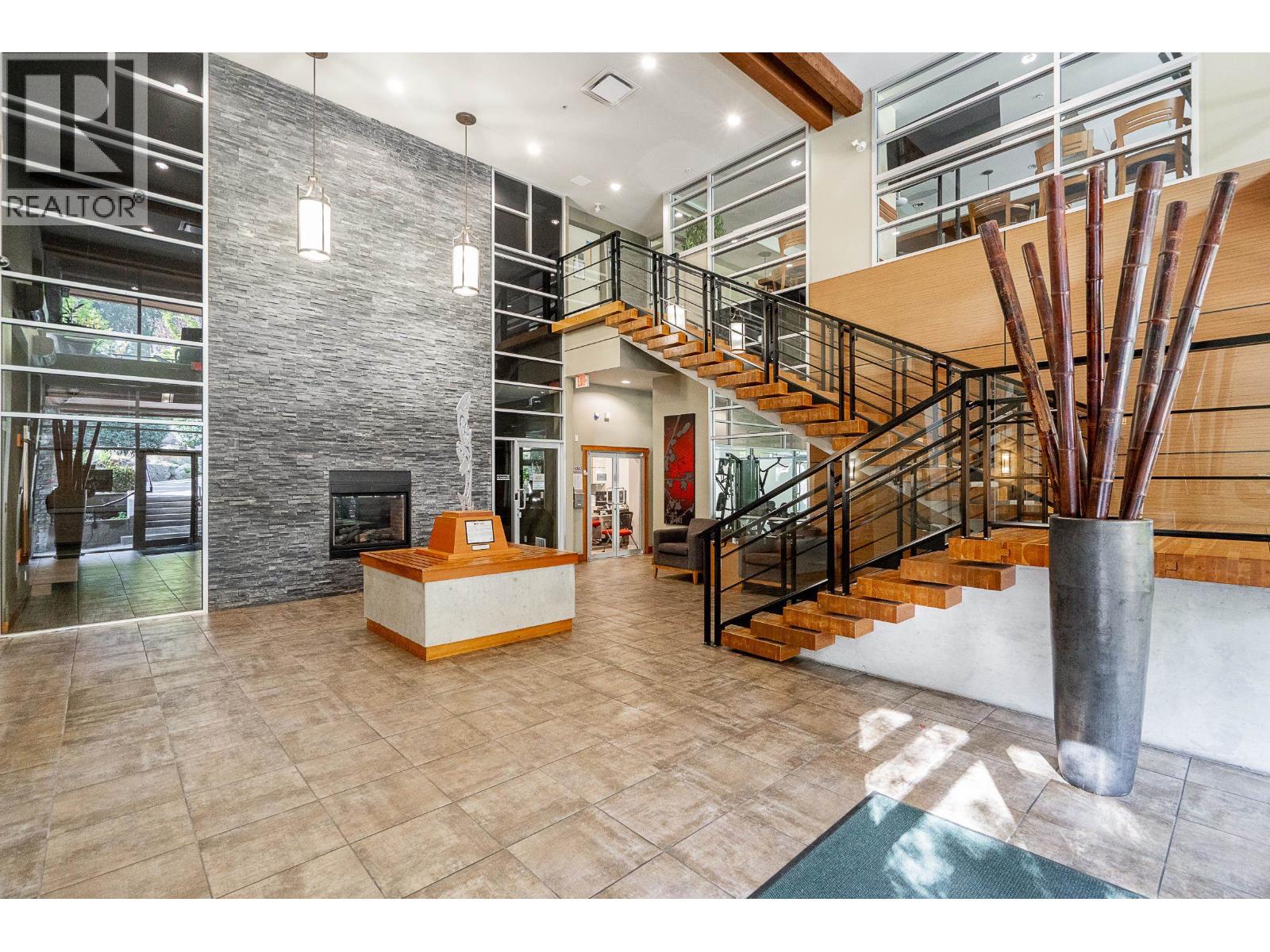 418 7478 BYRNEPARK WALK