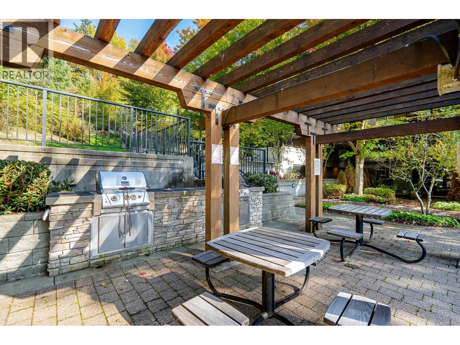 418 7478 BYRNEPARK WALK