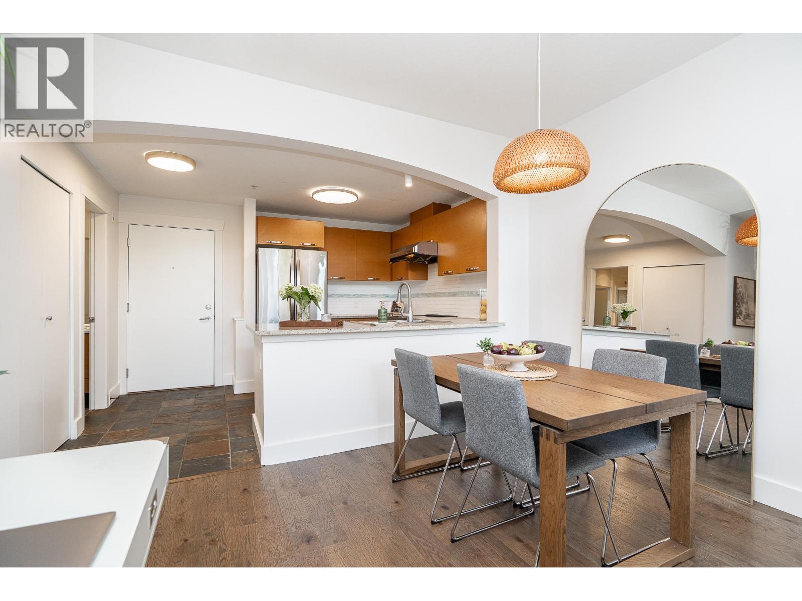 418 7478 BYRNEPARK WALK