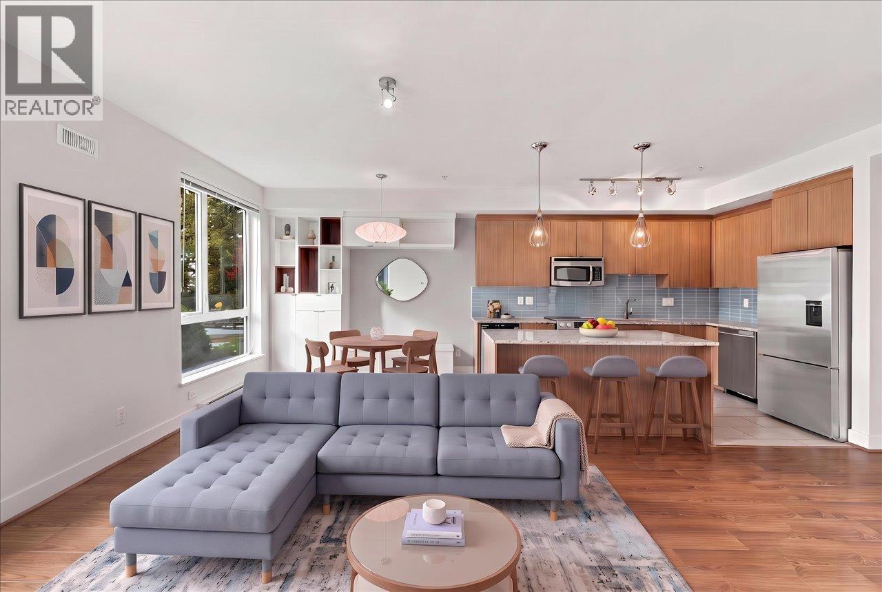 108 735 W 15th Street, North Vancouver, British Columbia  V7M 0B8 - Photo 2 - R3174778