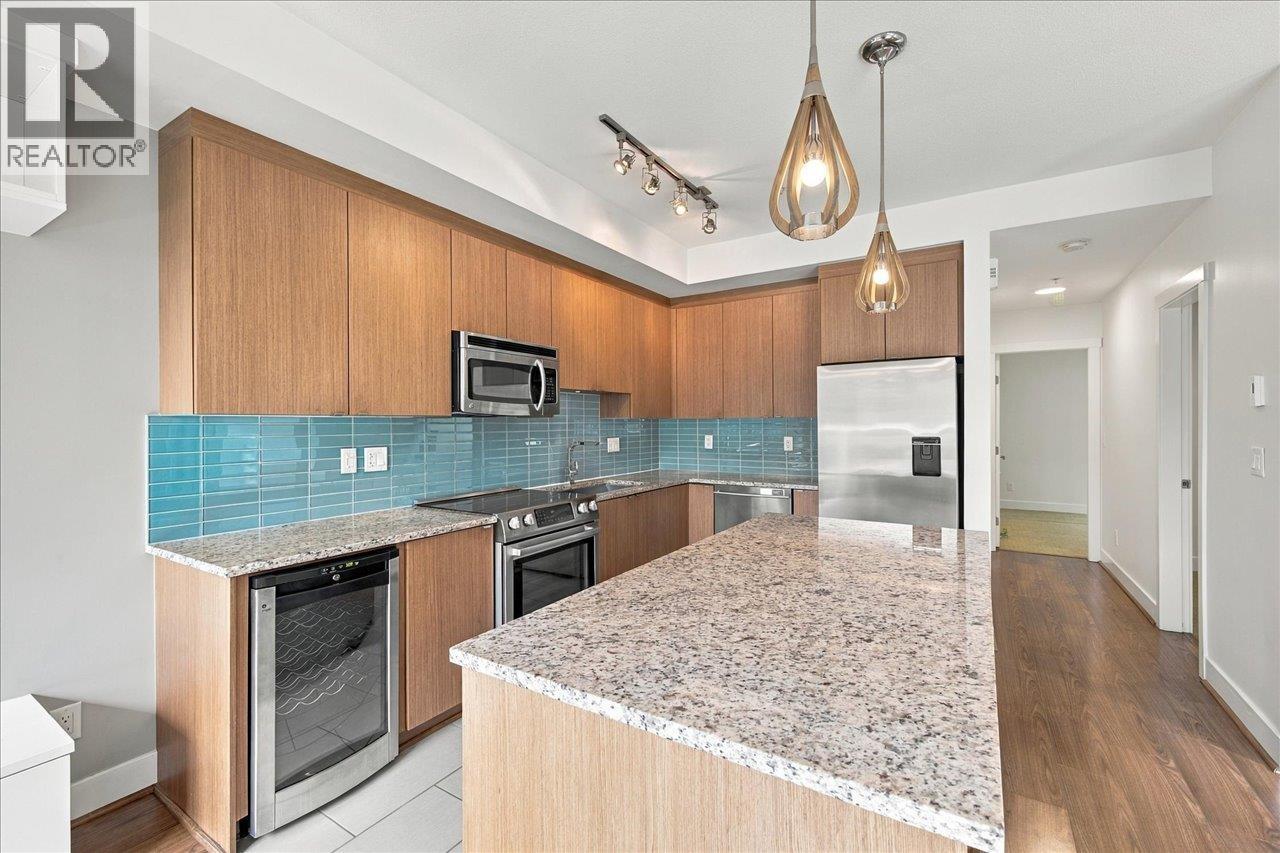 108 735 W 15th Street, North Vancouver, British Columbia  V7M 0B8 - Photo 5 - R3174778