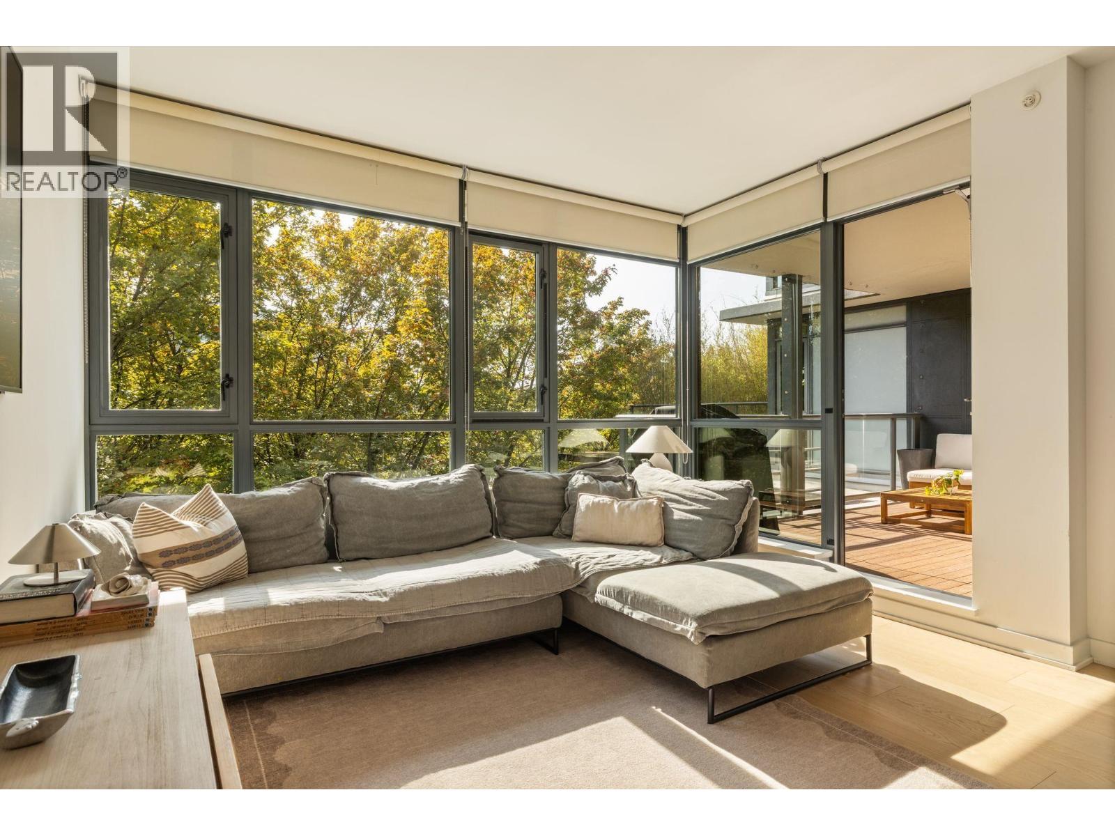 403 750 W 12TH AVENUE, Vancouver, British Columbia