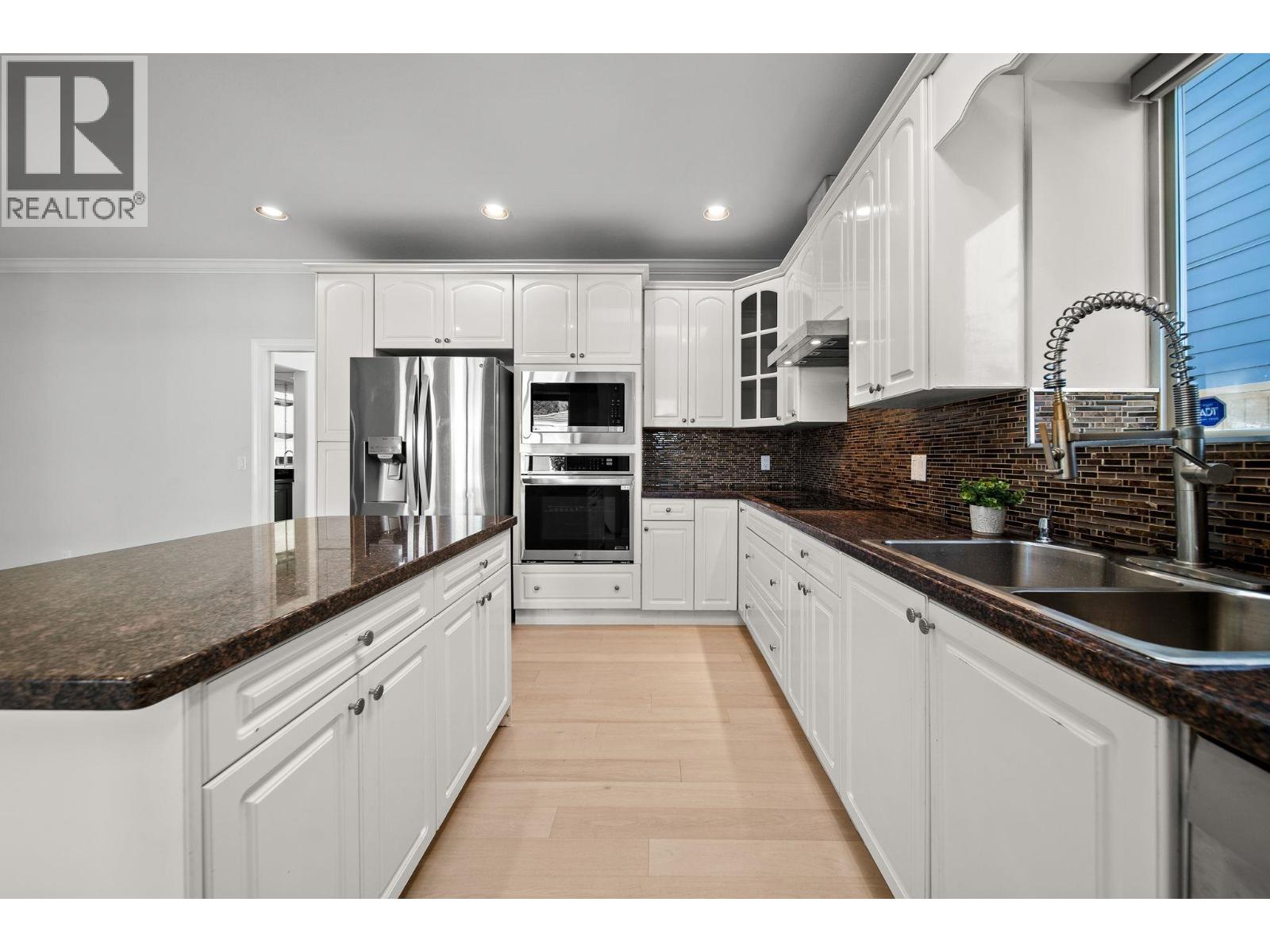 336 W 19th Street, North Vancouver, British Columbia  V7M 1X8 - Photo 12 - R3174790