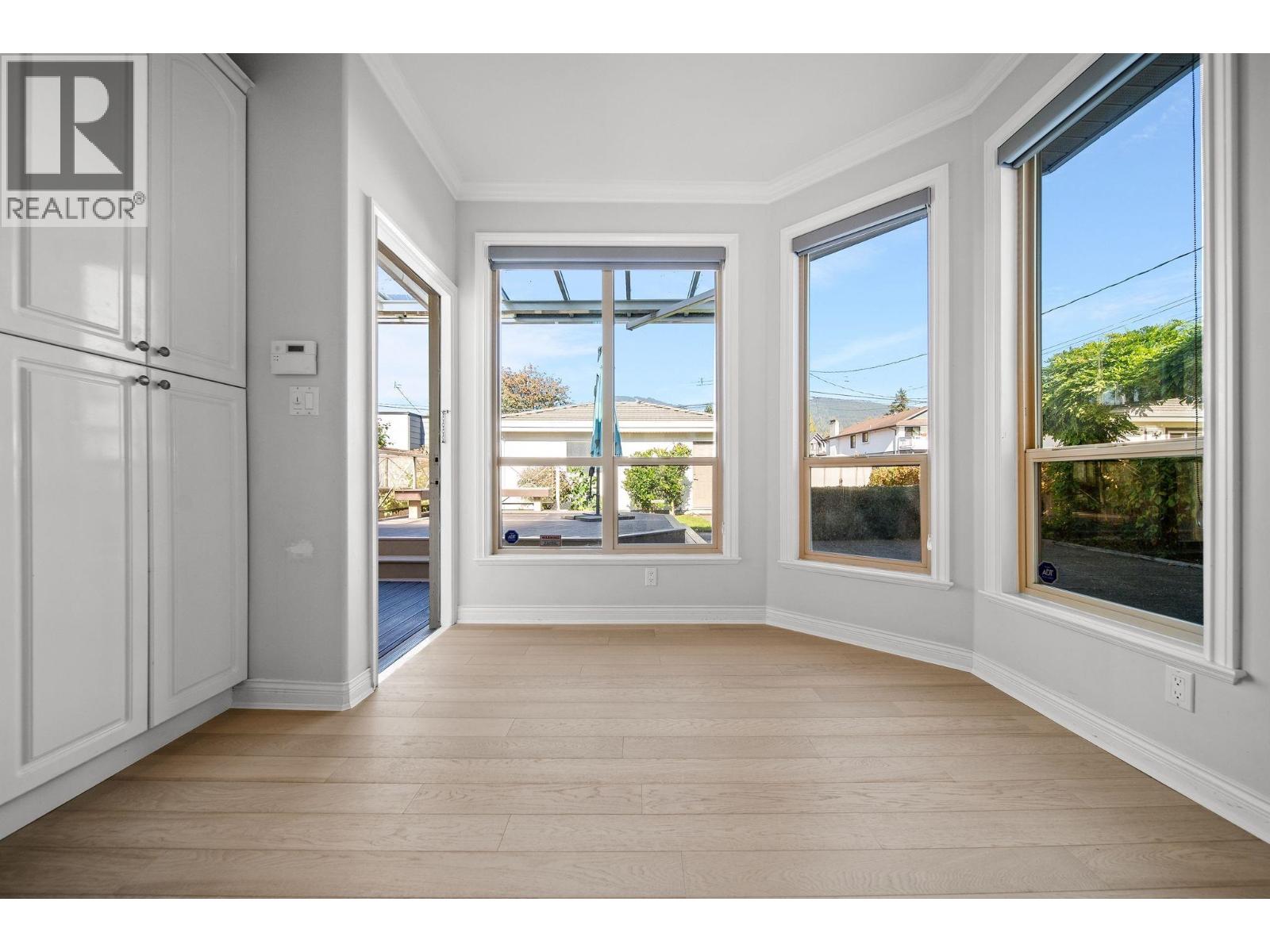336 W 19th Street, North Vancouver, British Columbia  V7M 1X8 - Photo 15 - R3174790