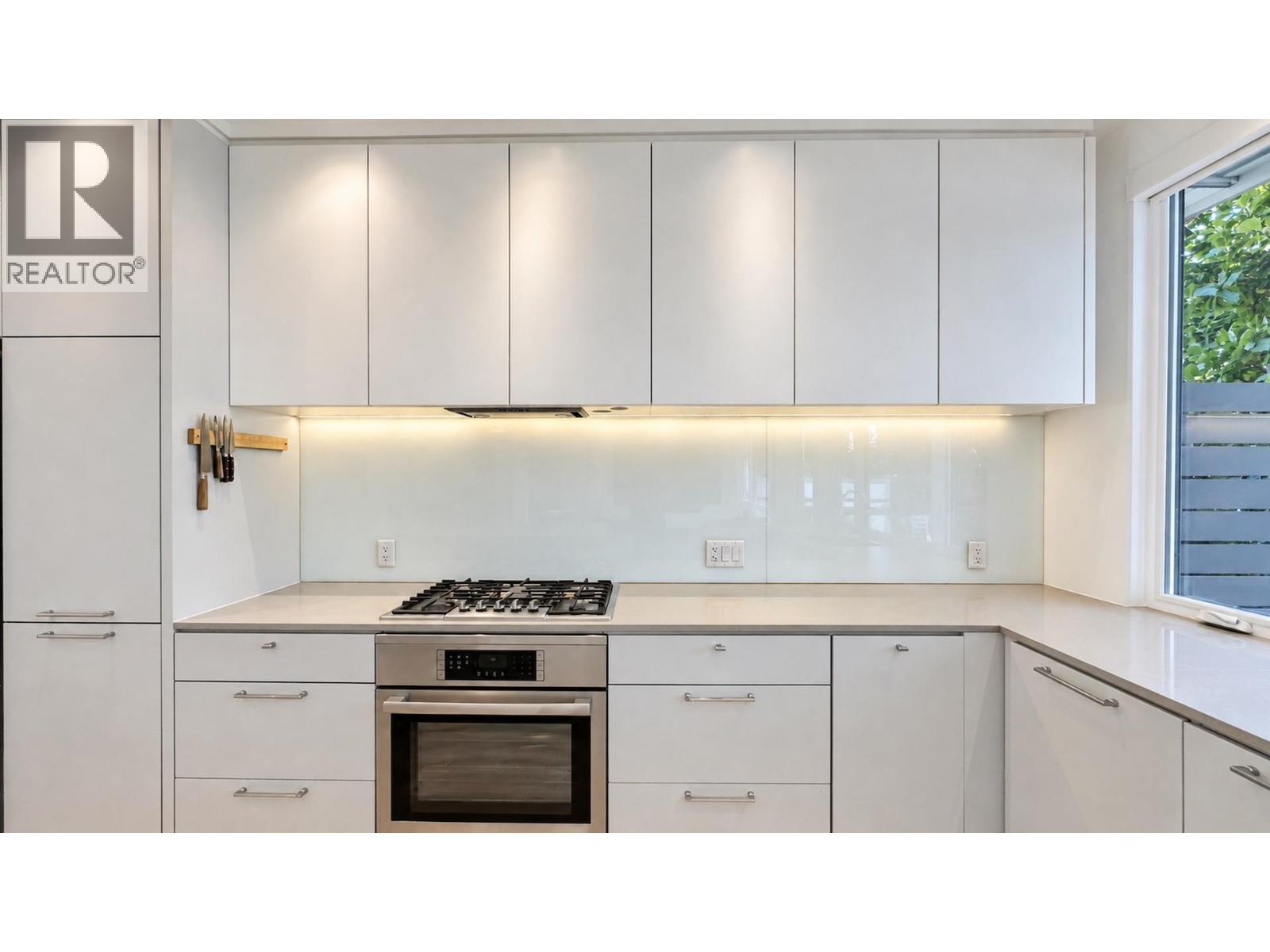 80 E 22nd Avenue, Vancouver, British Columbia  V5V 1T4 - Photo 10 - R3174810