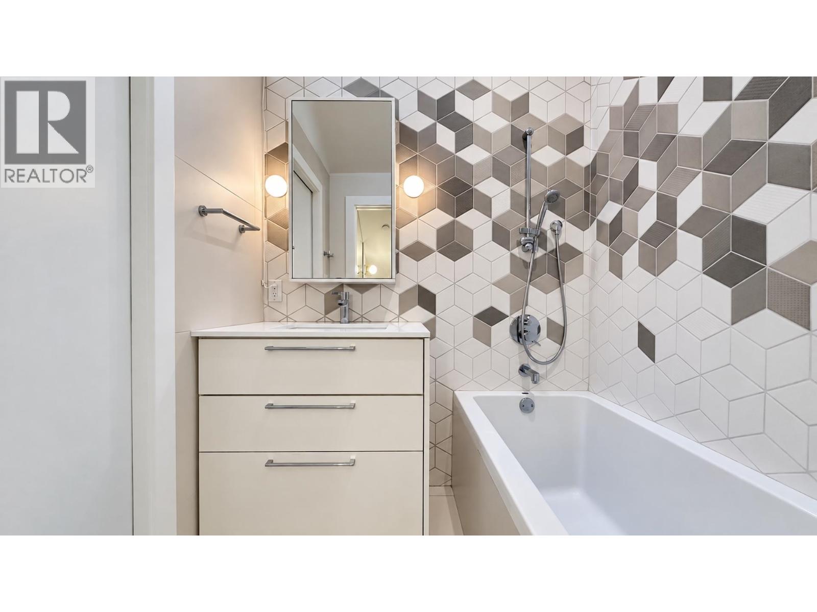 80 E 22nd Avenue, Vancouver, British Columbia  V5V 1T4 - Photo 28 - R3174810