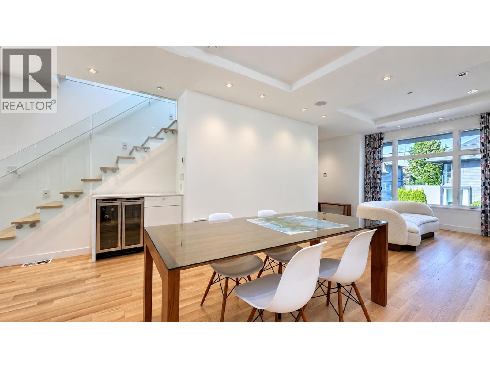 80 E 22nd Avenue, Vancouver, British Columbia  V5V 1T4 - Photo 5 - R3174810