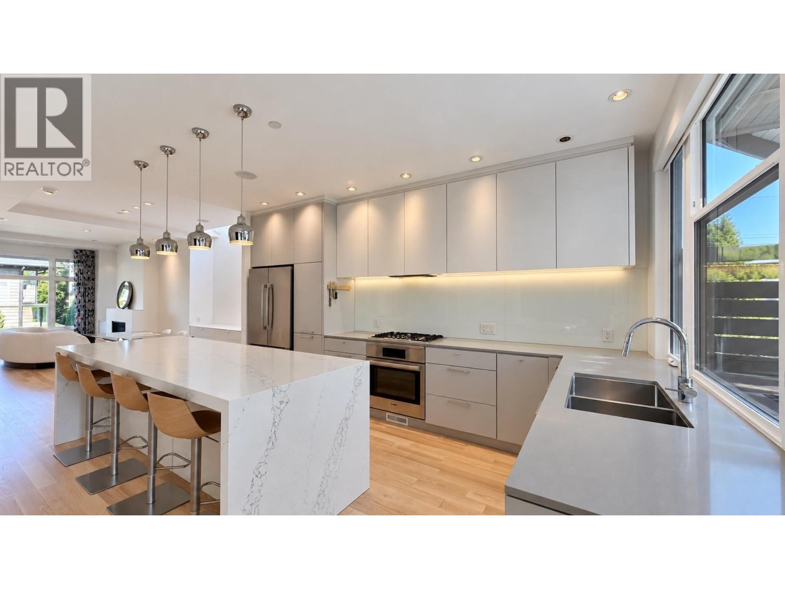 80 E 22nd Avenue, Vancouver, British Columbia  V5V 1T4 - Photo 7 - R3174810