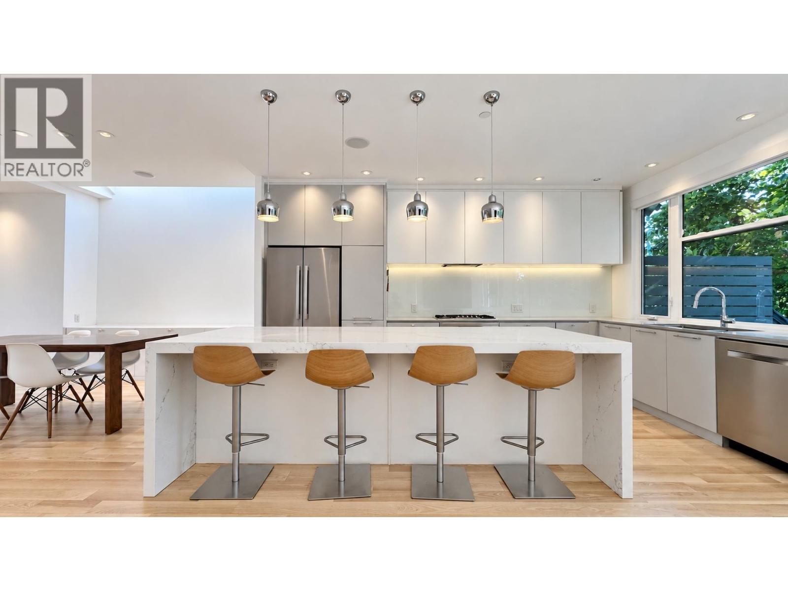 80 E 22nd Avenue, Vancouver, British Columbia  V5V 1T4 - Photo 8 - R3174810