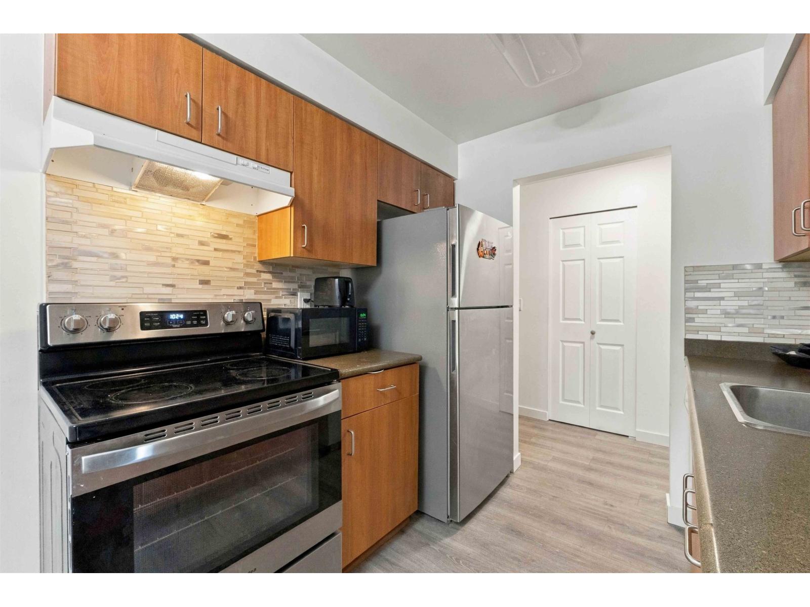 106 15288 100 Avenue, Surrey, British Columbia  V3R 7V2 - Photo 12 - R3174530