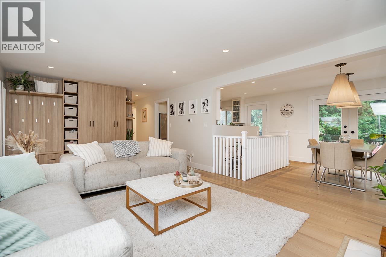1361 E 15th Street, North Vancouver, British Columbia  V7J 1K9 - Photo 4 - R3174771