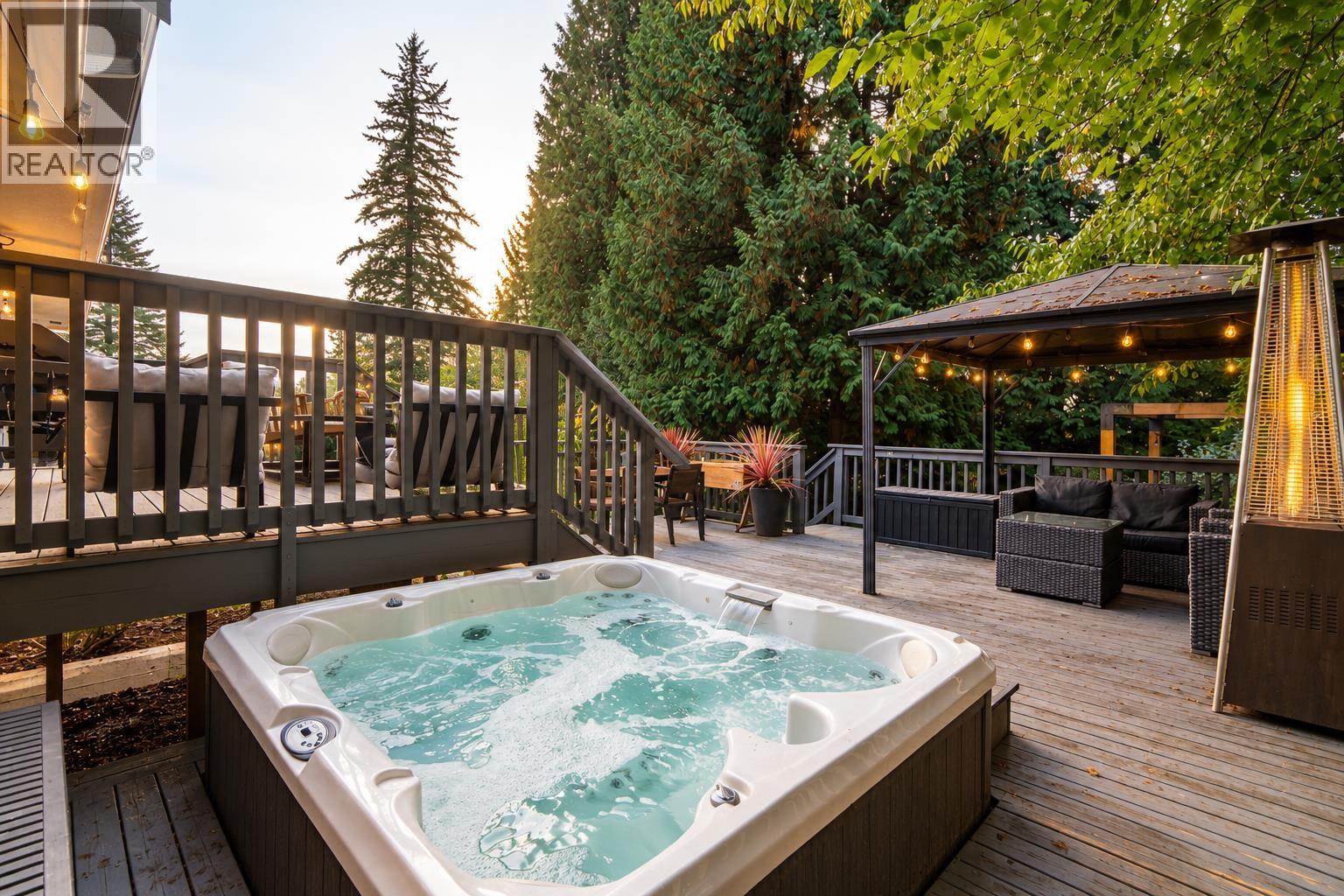 1361 E 15th Street, North Vancouver, British Columbia  V7J 1K9 - Photo 31 - R3174771