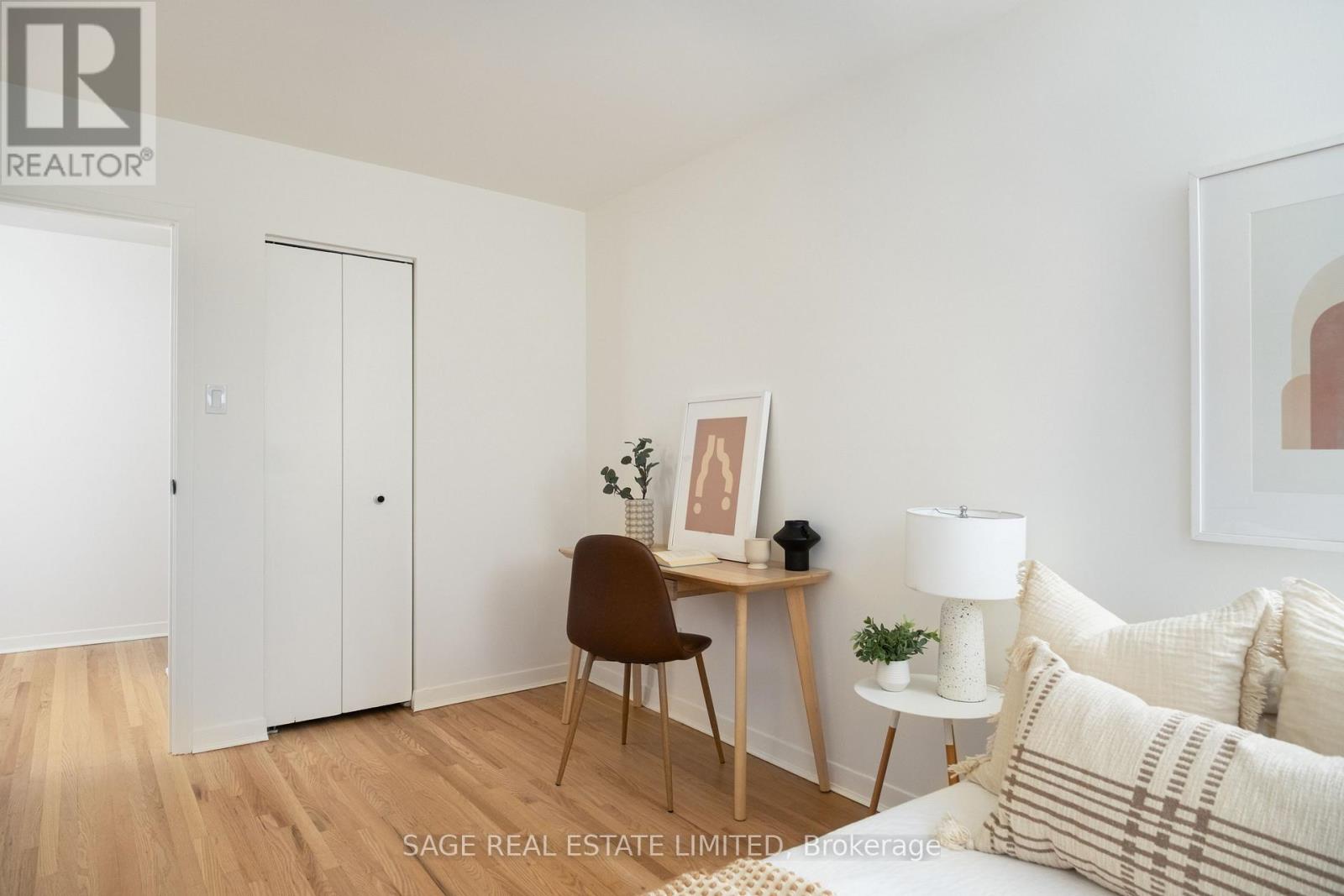 1410 Lewisham Drive, Mississauga, Ontario  L5J 3R3 - Photo 25 - W14028712