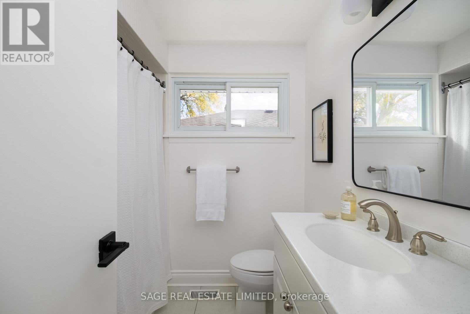 1410 Lewisham Drive, Mississauga, Ontario  L5J 3R3 - Photo 30 - W14028712