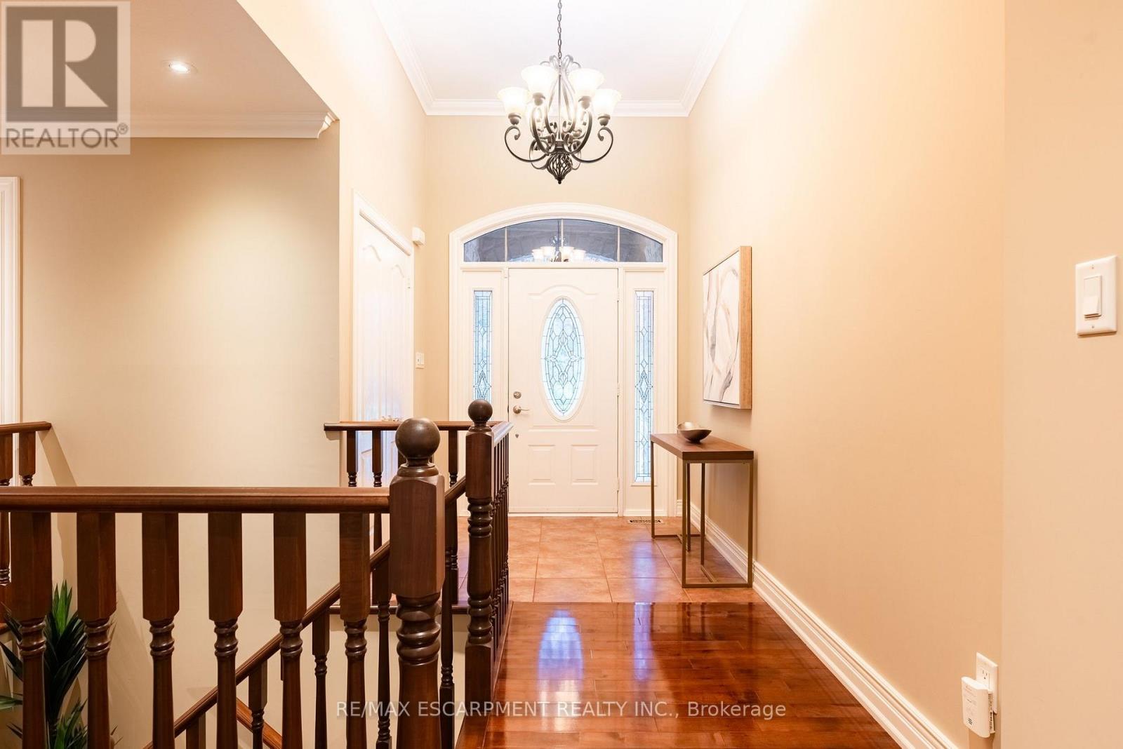 506 Regina Drive, Burlington, Ontario  L7S 1L6 - Photo 4 - W14028742