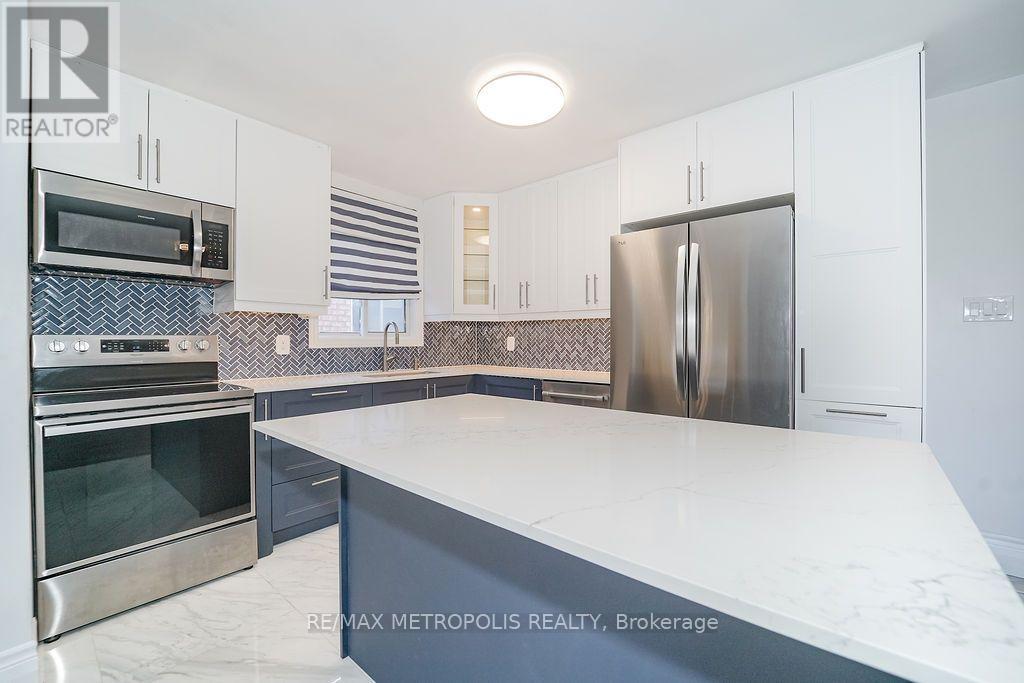 Main - 195 Vodden Street E, Brampton, Ontario  L6V 1M9 - Photo 7 - W14028772