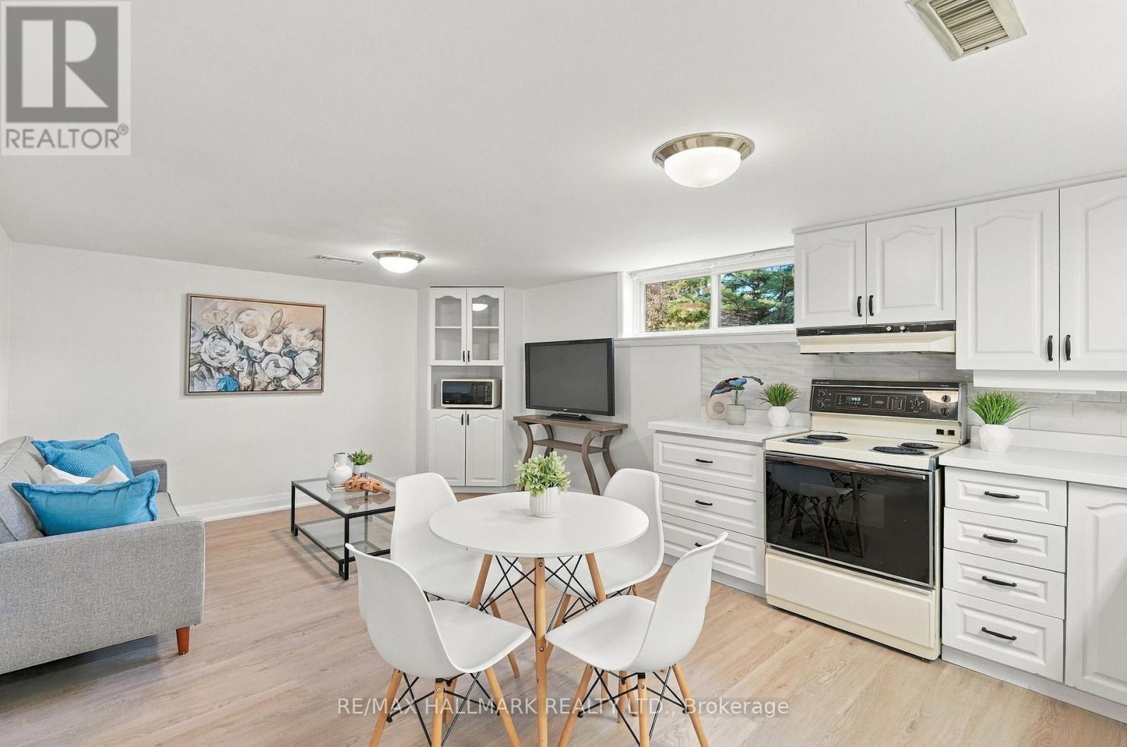 29 Willowbrook Road, Toronto, Ontario  M8Z 4A8 - Photo 21 - W14028782