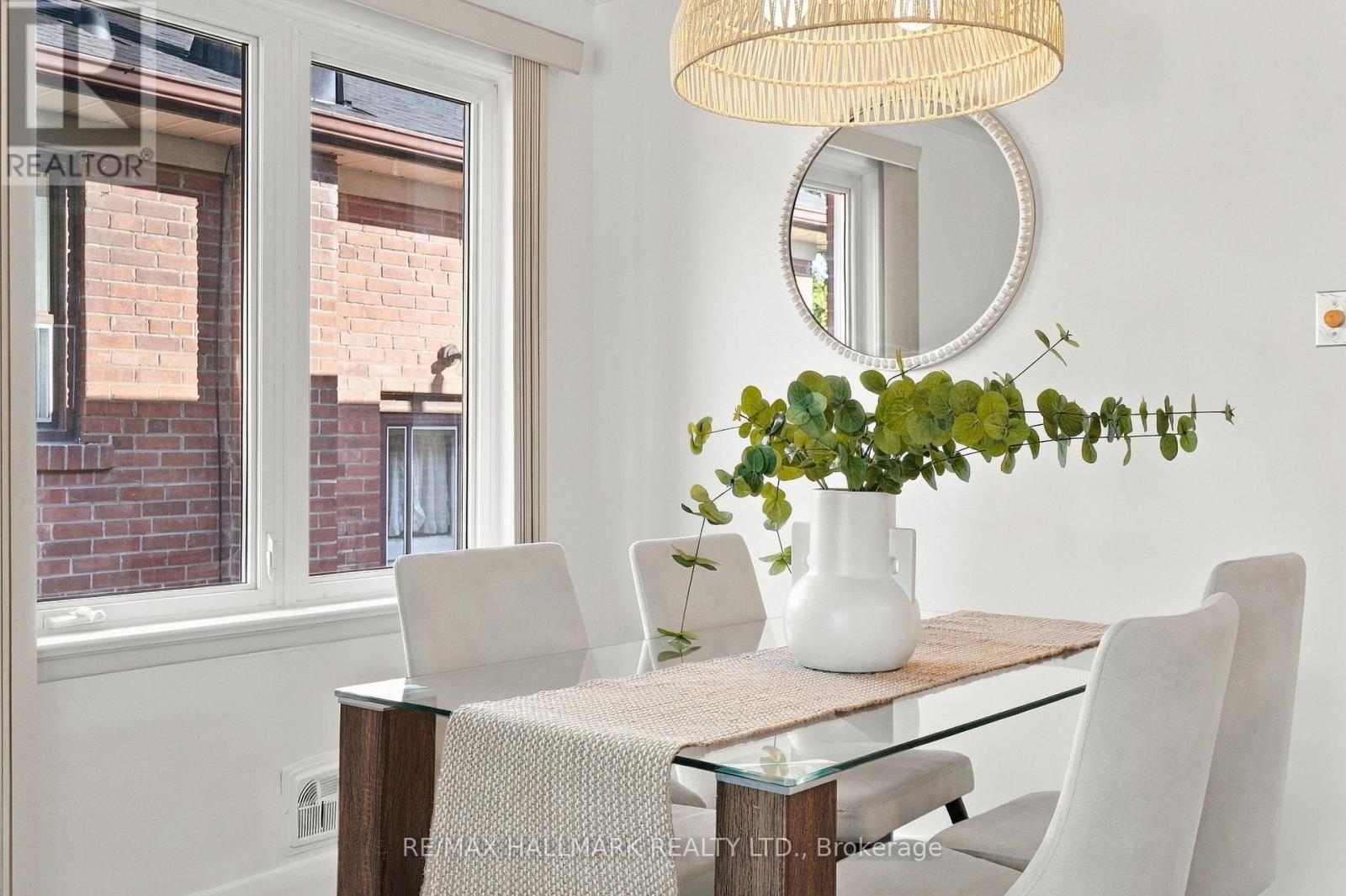 29 Willowbrook Road, Toronto, Ontario  M8Z 4A8 - Photo 7 - W14028782