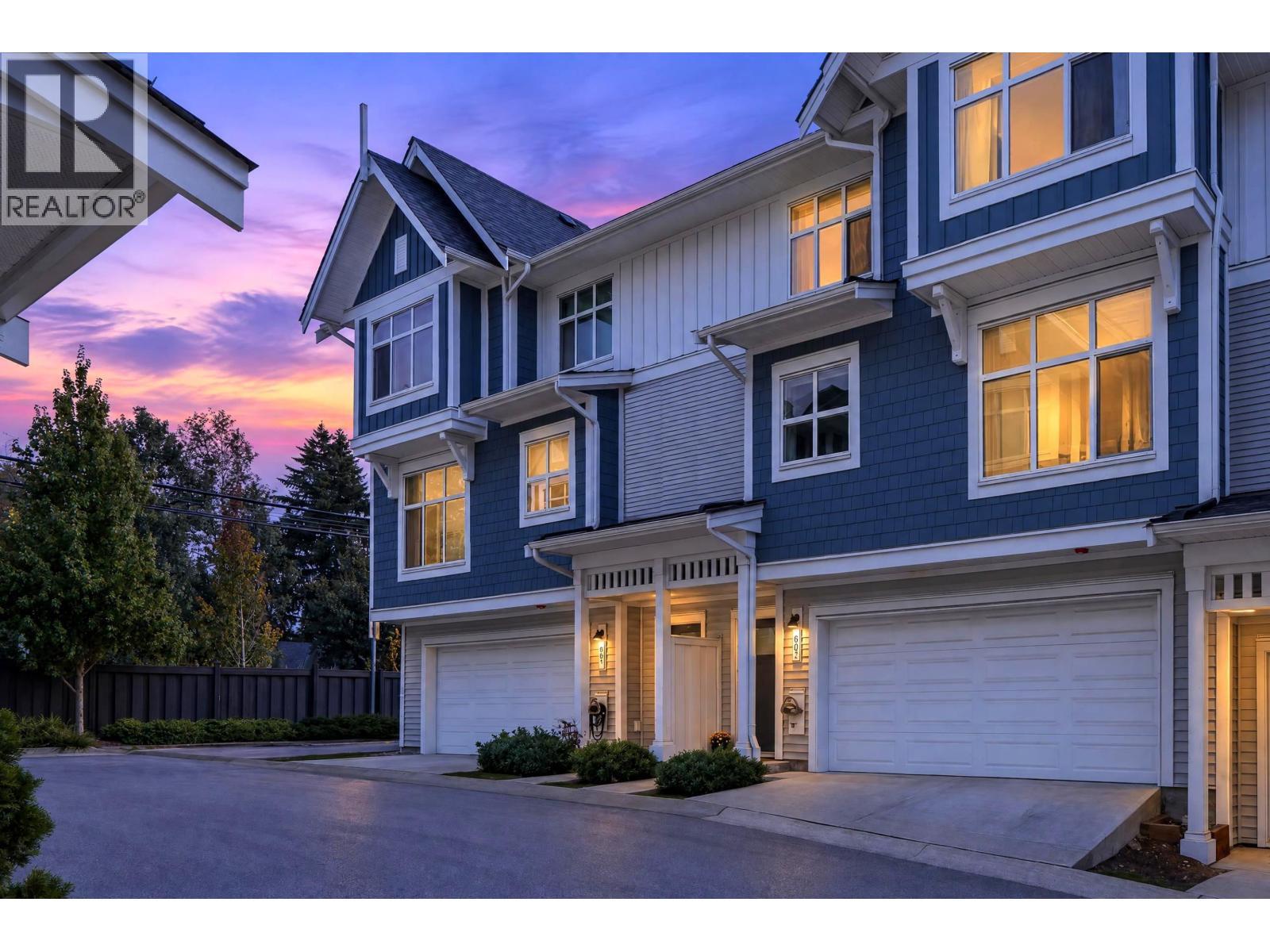 602 11295 Pazarena Place, Maple Ridge, British Columbia  V2X 4K9 - Photo 2 - R3173789