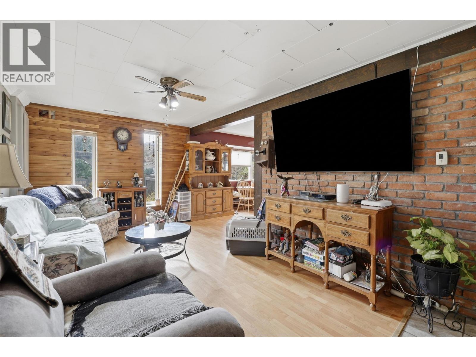894 Mayne Road, Kamloops, British Columbia  V2B 6H3 - Photo 10 - 10403459