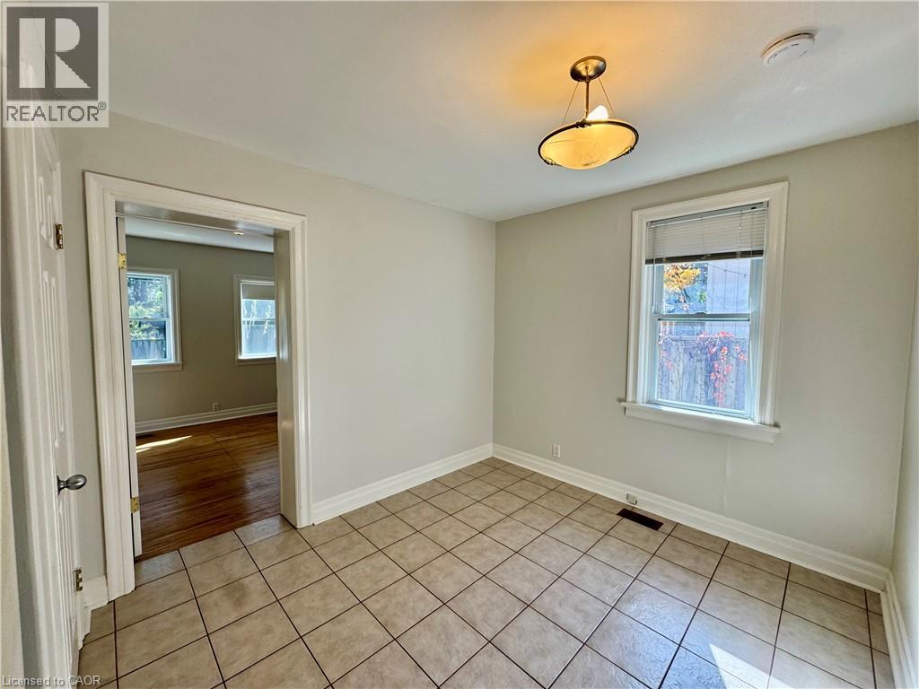87 Allen Street W, Waterloo, Ontario  N2L 1E5 - Photo 6 - 40870997
