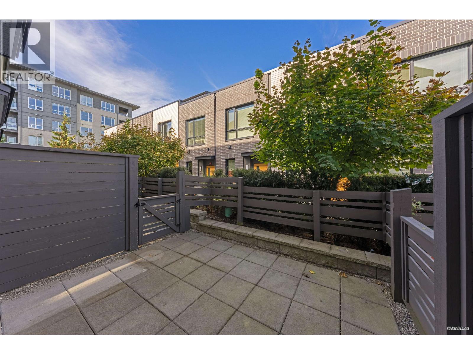 2 9739 University Crescent, Burnaby, British Columbia  V5A 0E8 - Photo 12 - R3174625