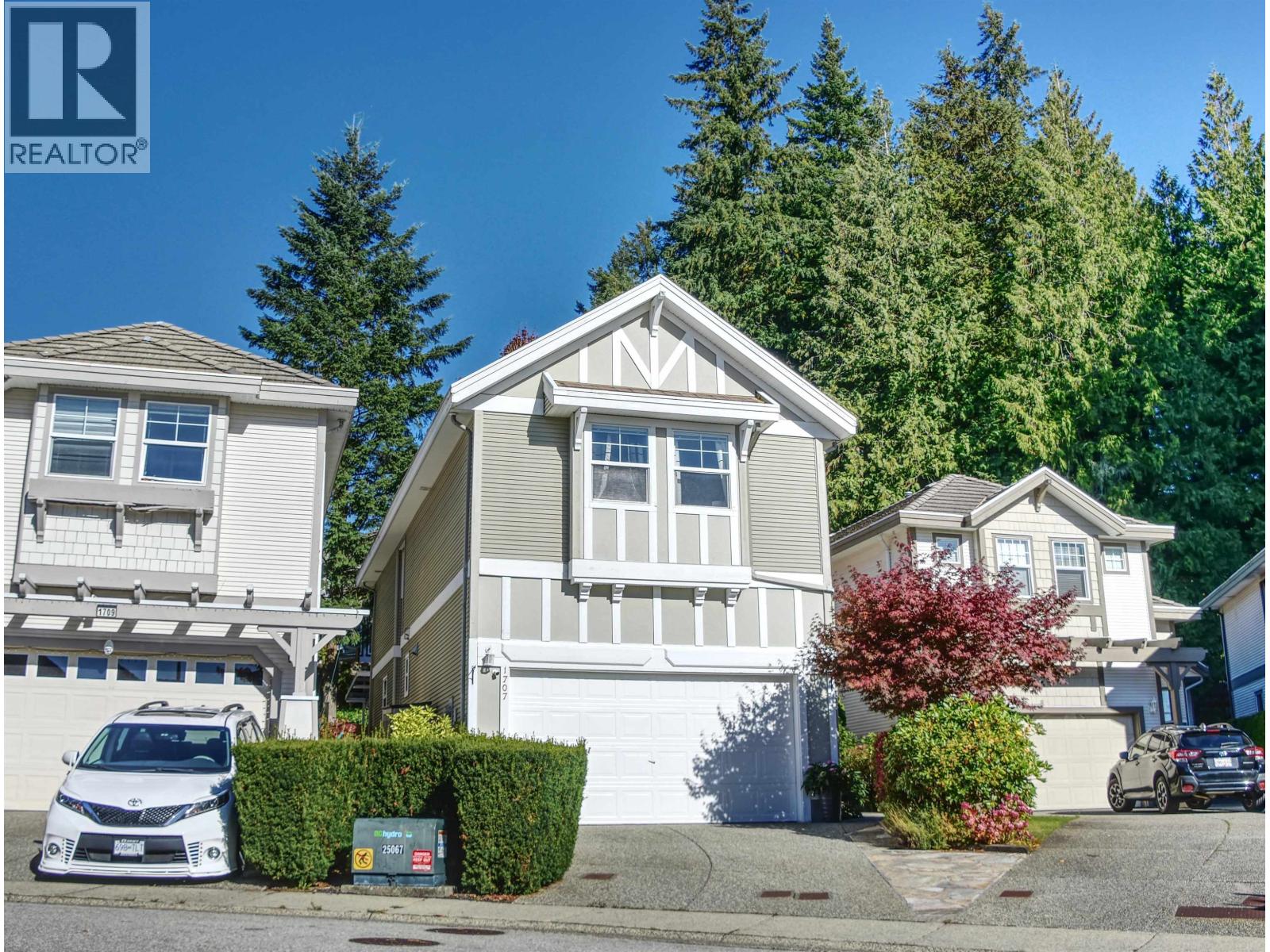 1707 Arbutus Place, Coquitlam, British Columbia  V3E 3K2 - Photo 2 - R3174812
