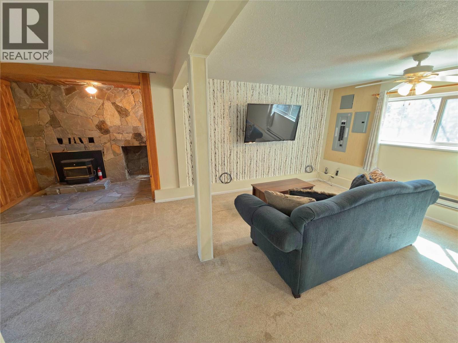 2255 Old Hedley Road