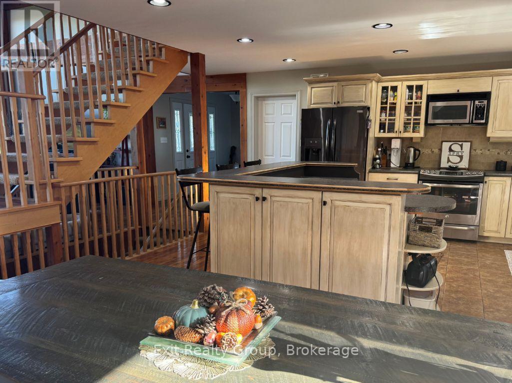 418 Wilson Road, Centre Hastings, Ontario  K0K 3E0 - Photo 15 - X14028848