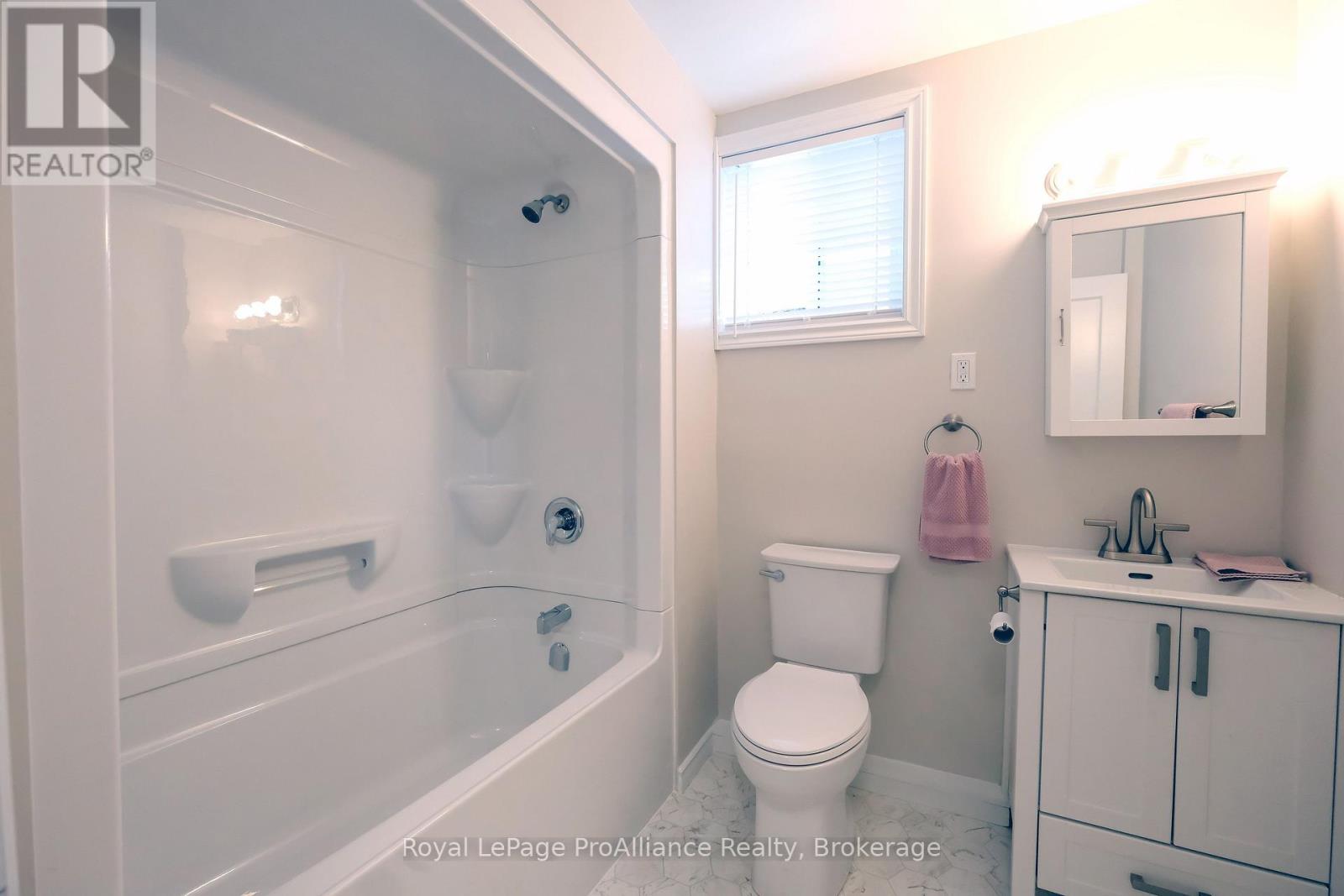 395 Bleecker Avenue, Belleville, Ontario  K8N 3V7 - Photo 11 - X14028950