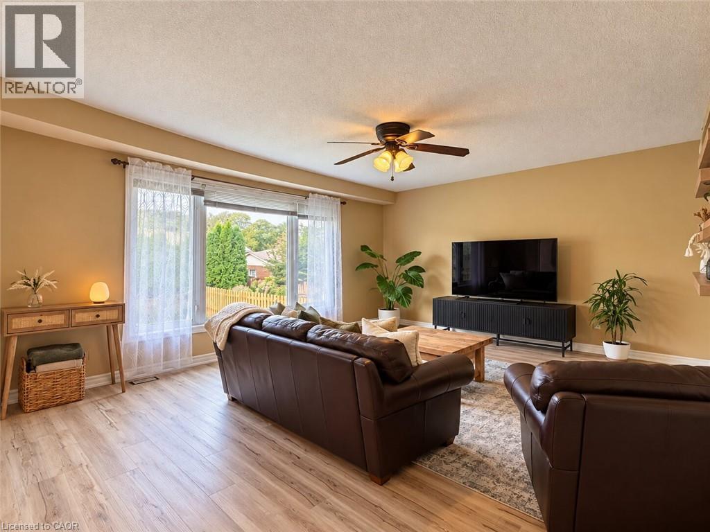 82 St. Davids Road, St. Catharines, Ontario  L2T 1P9 - Photo 9 - 40870381