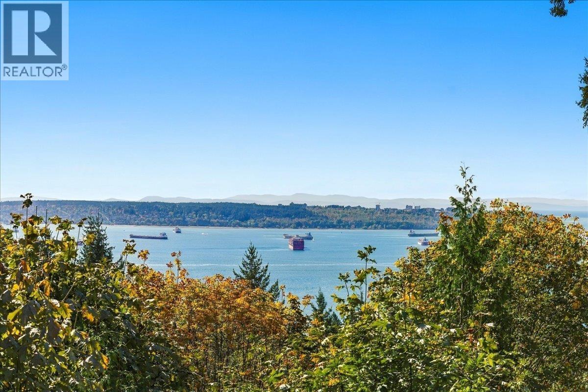 2790 Chelsea Close, West Vancouver, British Columbia  V7S 3E9 - Photo 4 - R3174632