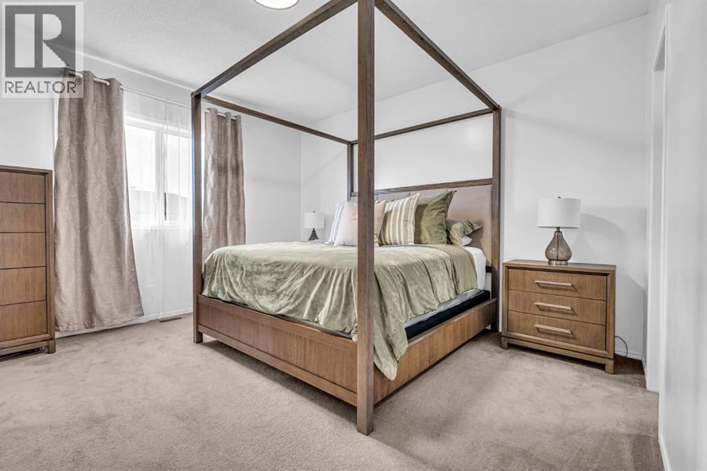 123 Elgin Meadows Way SE
