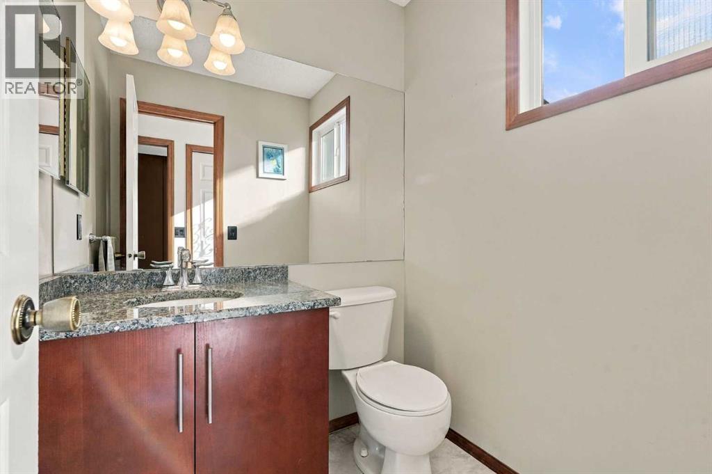 296 Woodbine Boulevard SW, Calgary, Alberta  T2W 4K7 - Photo 15 - A2350592