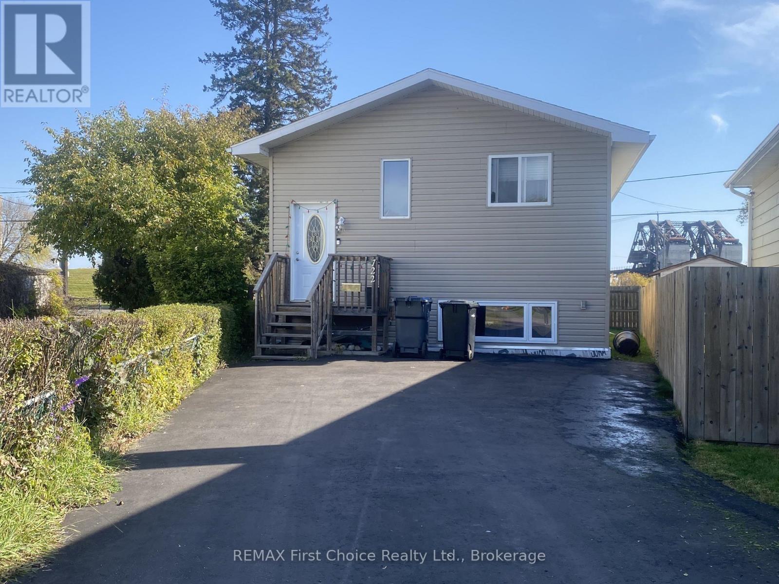 722 CATHERINE STREET, Thunder Bay, Ontario