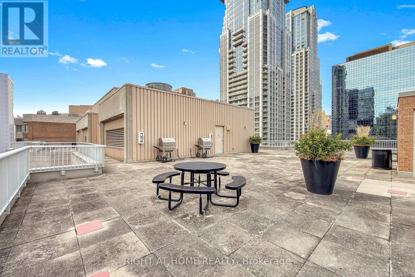909 - 44 Gerrard Street W, Toronto, Ontario  M5G 2K2 - Photo 35 - C14028812
