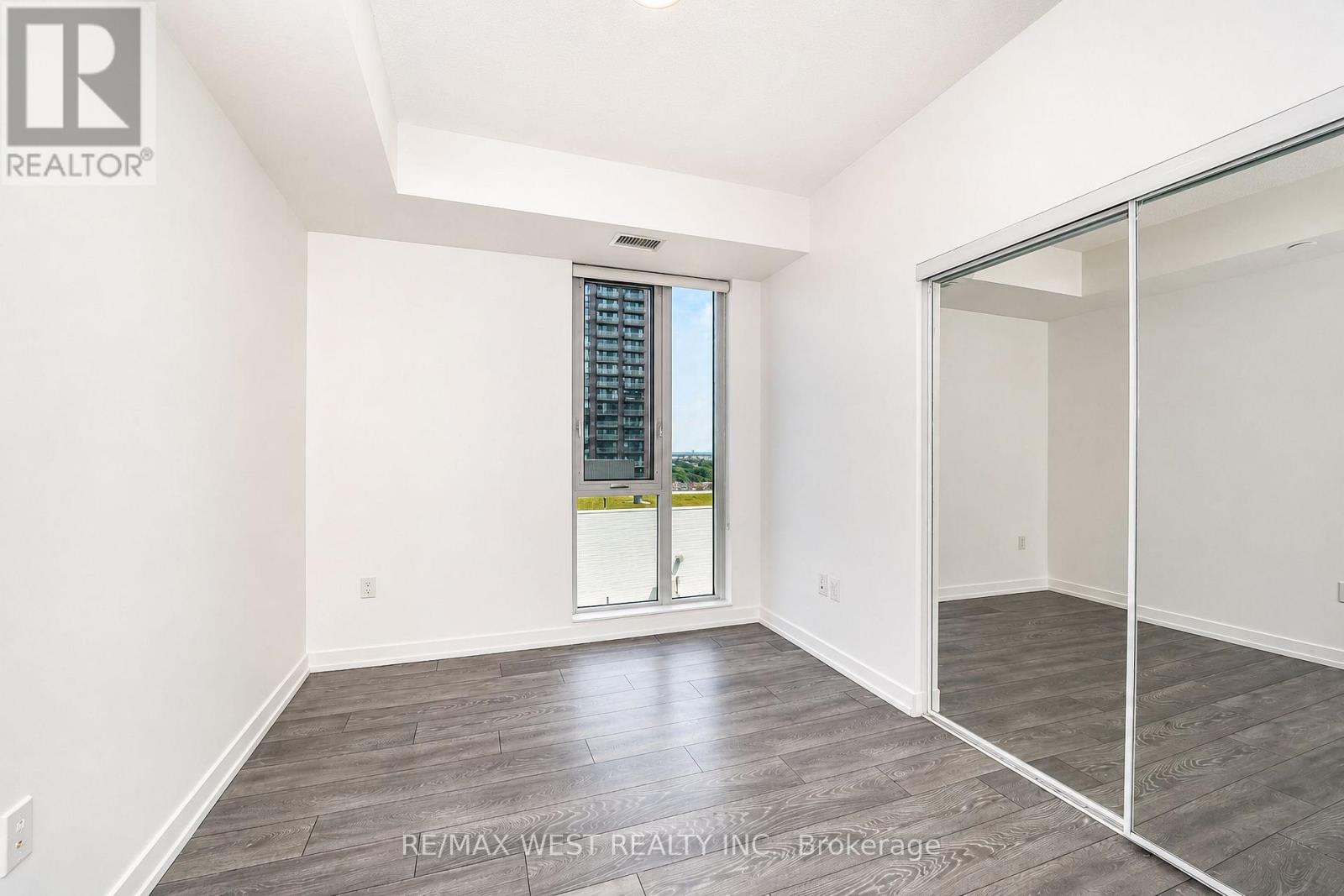 1511 - 225 Sumach Street, Toronto, Ontario  M5A 0R8 - Photo 9 - C14028966