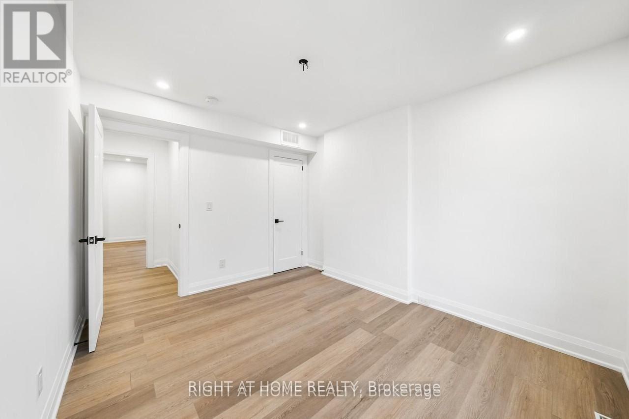 147 Forman Avenue, Toronto, Ontario  M4S 2R9 - Photo 18 - C14028978