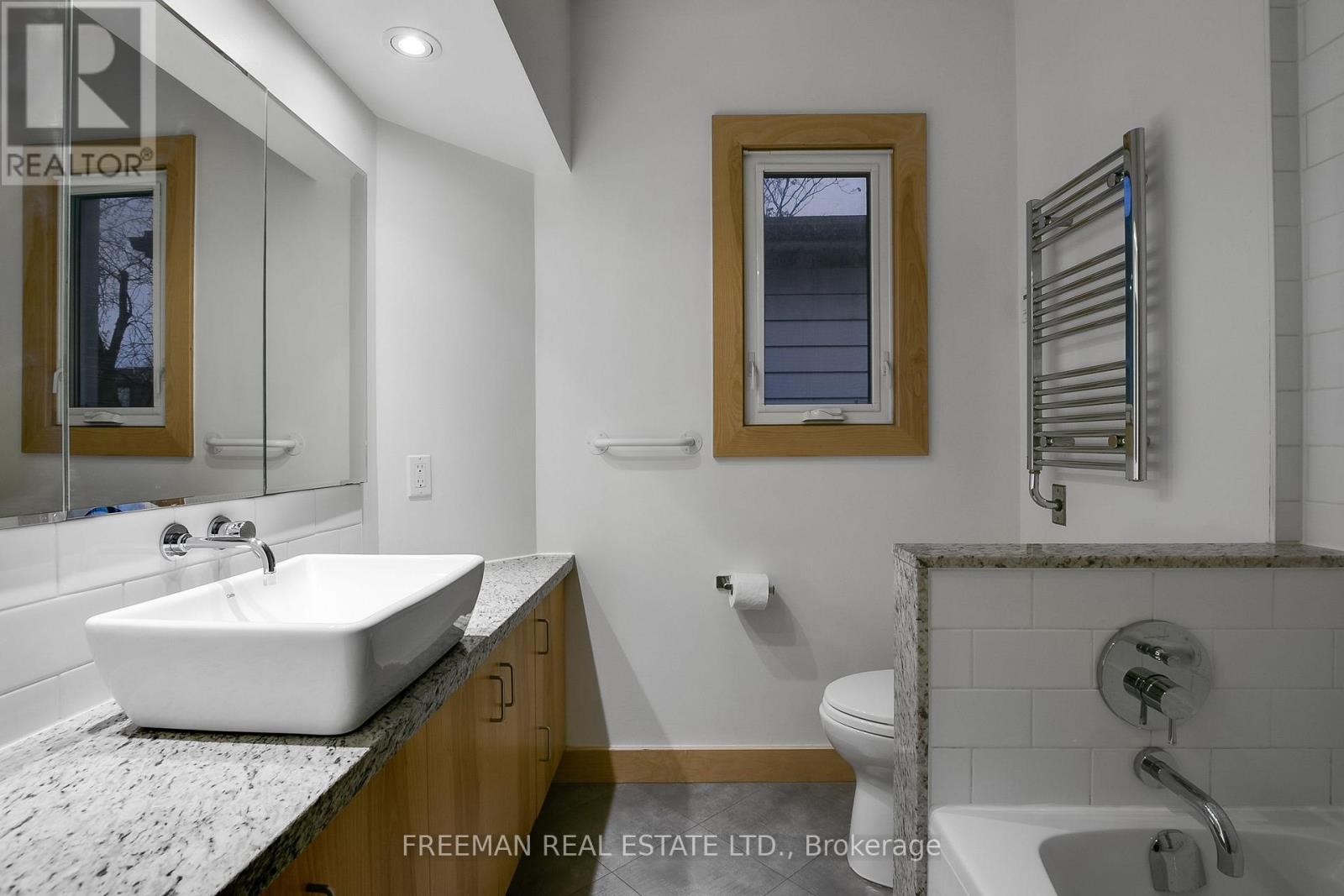 597 Palmerston Avenue, Toronto, Ontario  M6G 2P8 - Photo 26 - C14029020